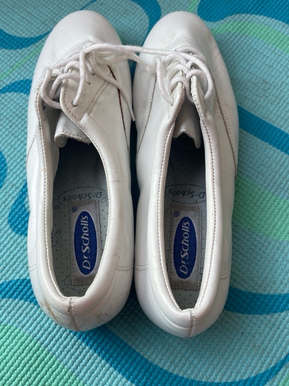 Dr. Scholl's White Women's Lace-Up Comfort Sneakers